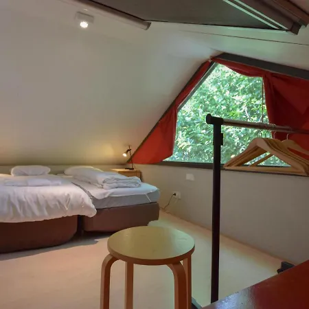 Holiday home Uilenpad 16