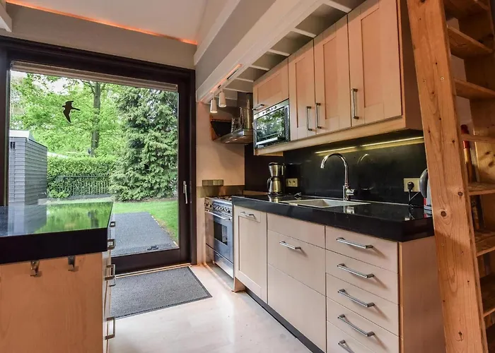 Uilenpad 11-13 * Haaren